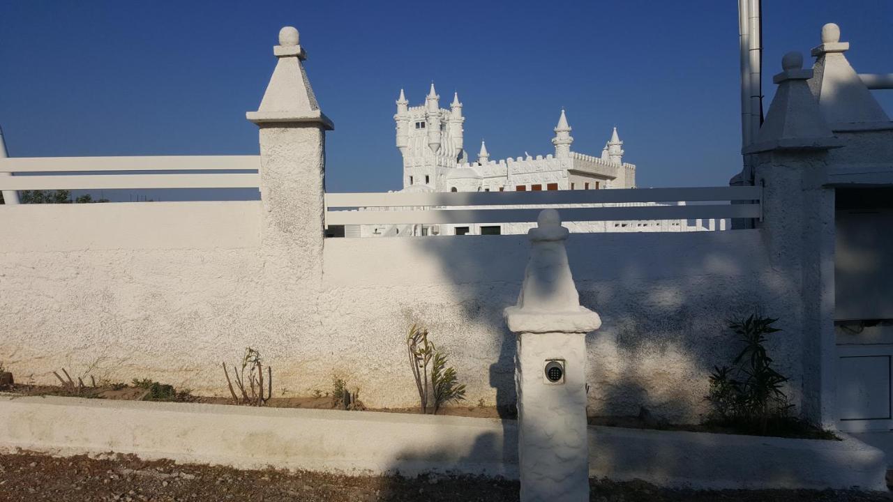 Snow White Castle Apartment Kiotari Bagian luar foto